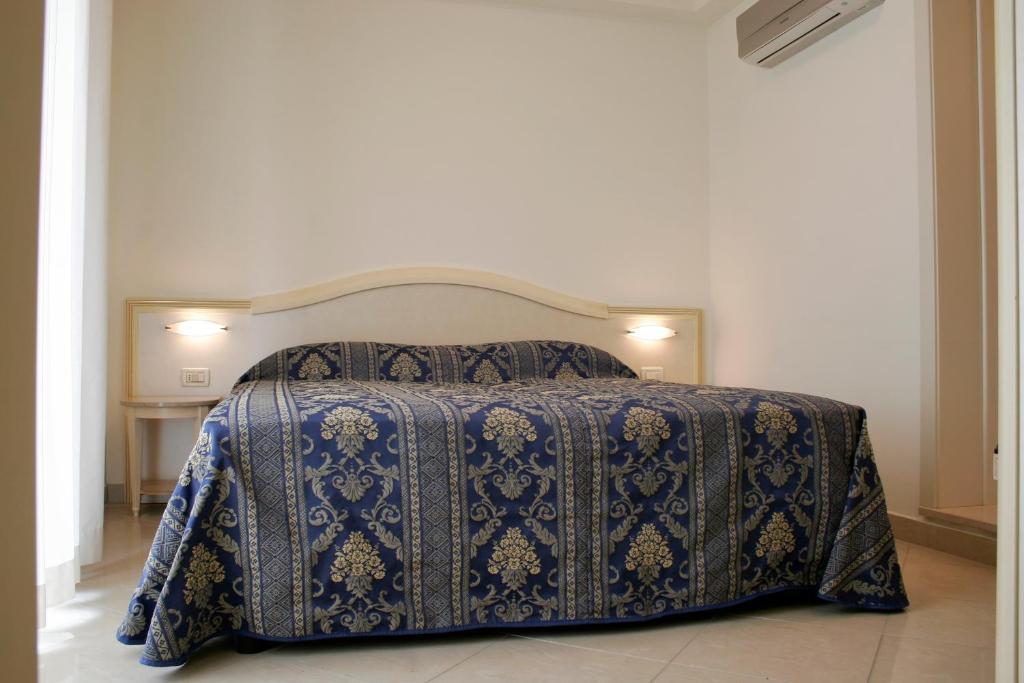 Residence Olimpo Ріміні Номер фото