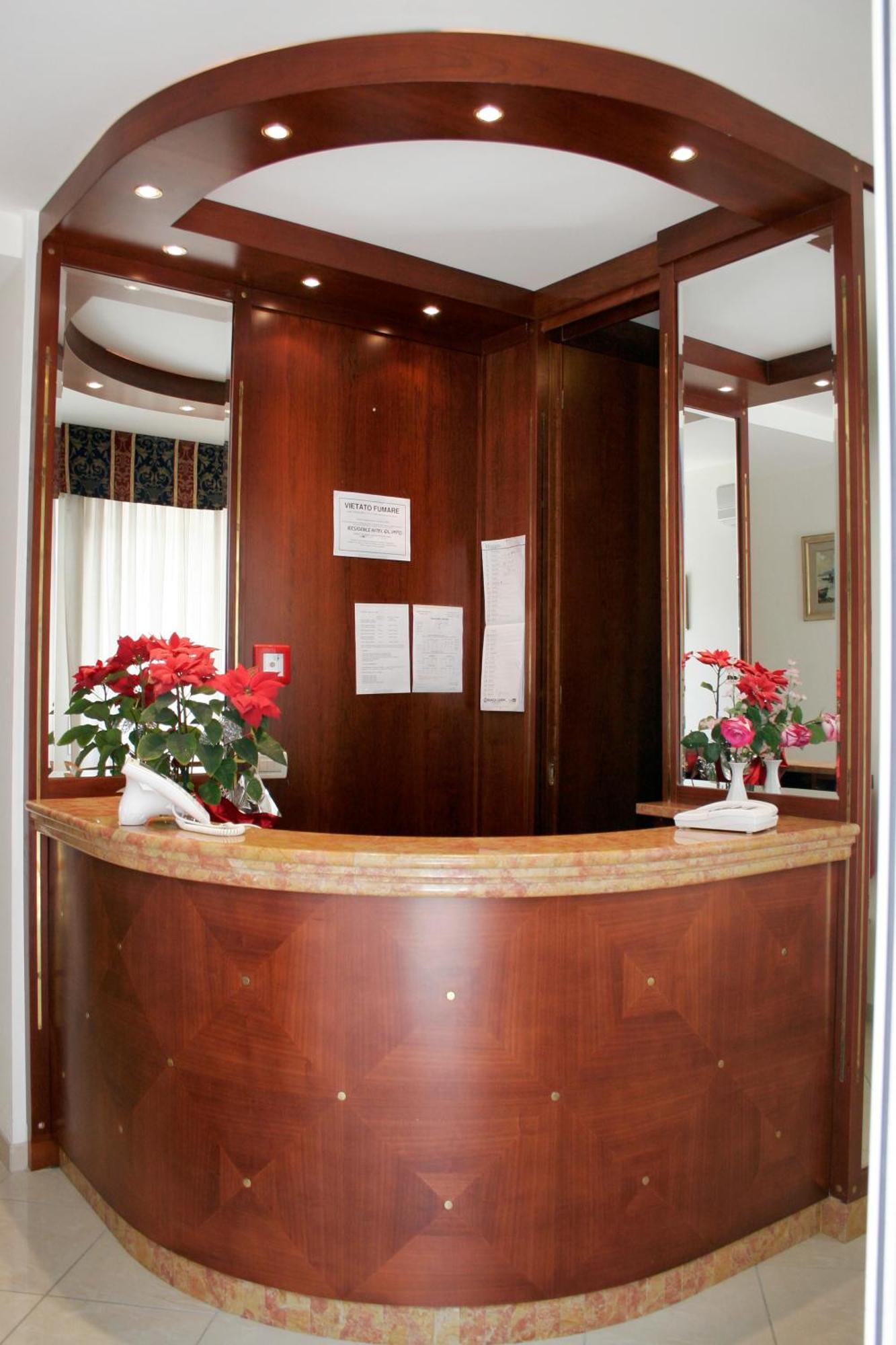 Residence Olimpo Ріміні Екстер'єр фото