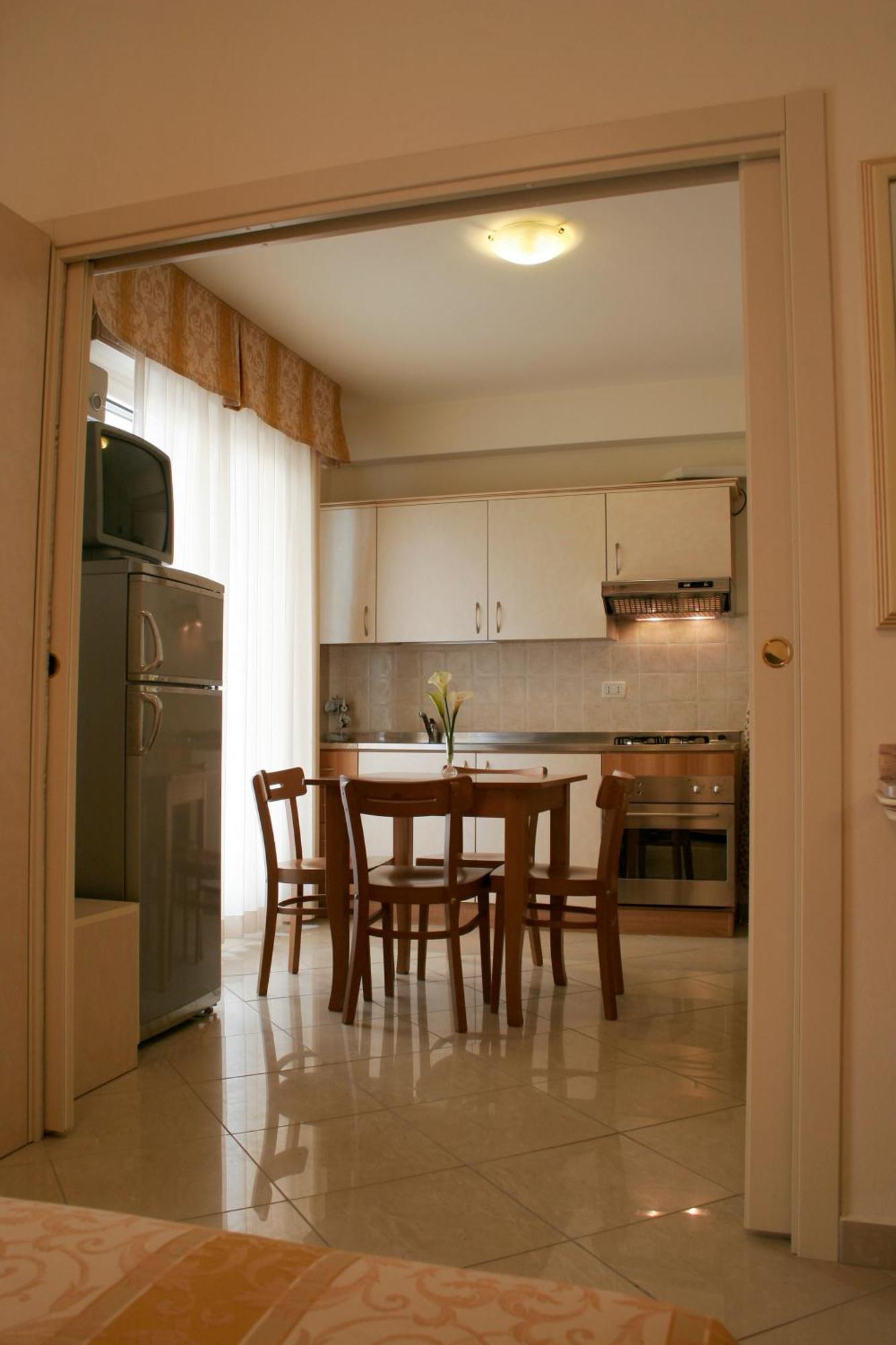 Residence Olimpo Ріміні Екстер'єр фото